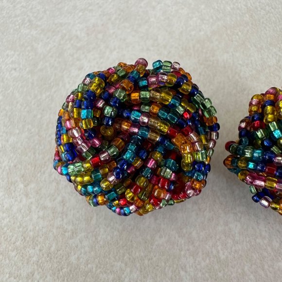 Vintage gold tone multicolor rainbow seed beads beaded woven clip on earrings - Picture 2 of 5